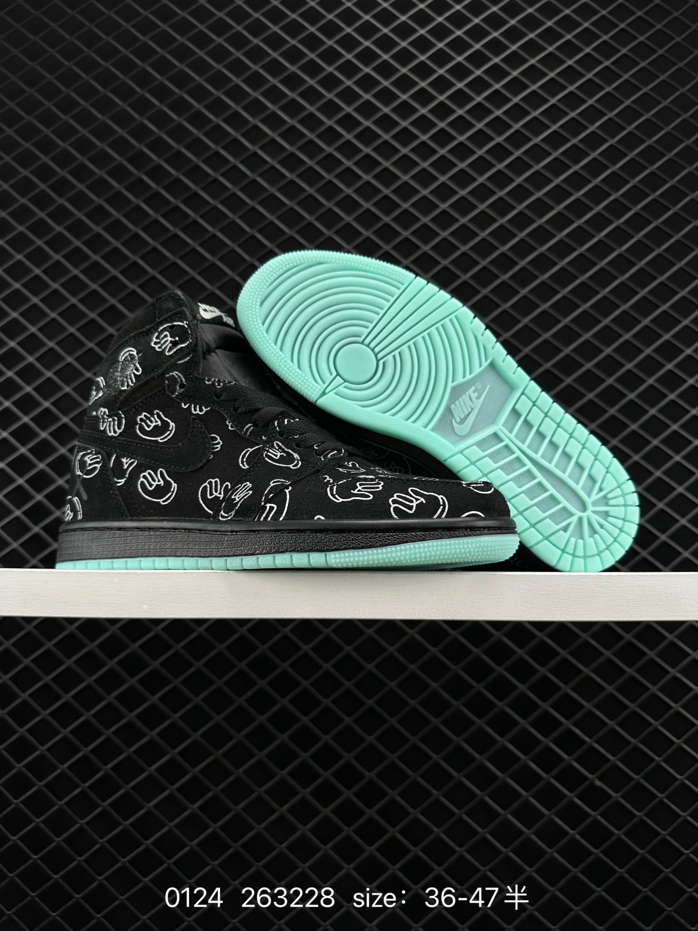 Nike Air Jordan 1 Retro High OG”Black/White“